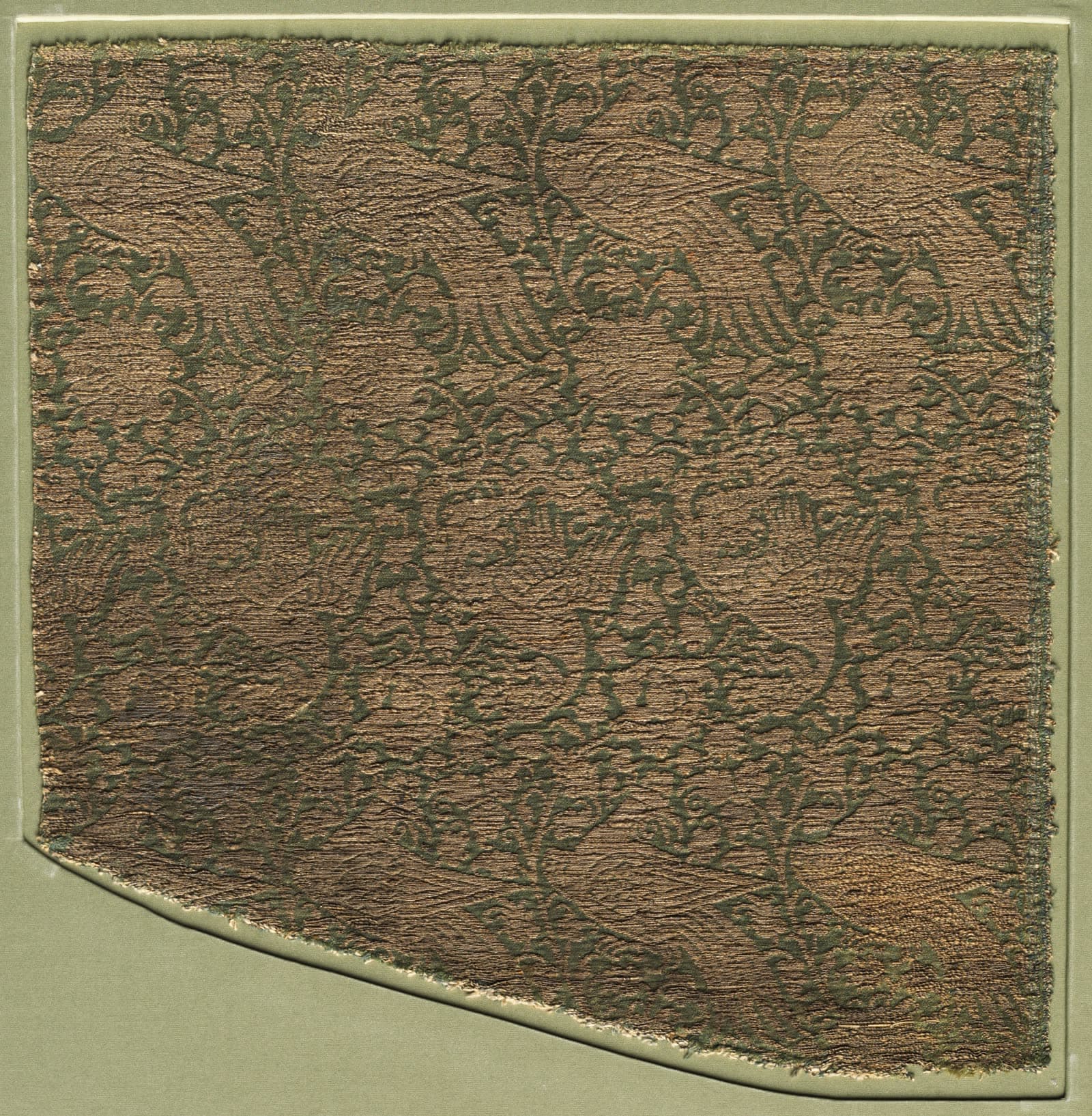 Lampas with phoenixes amid undulating vines
