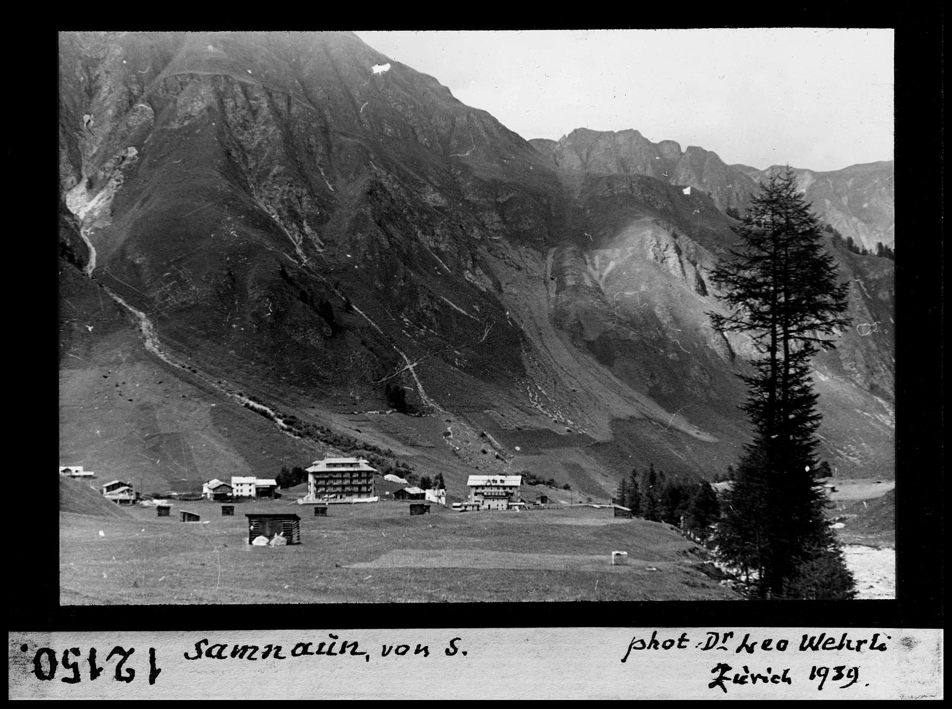 A ski club and the first ski school