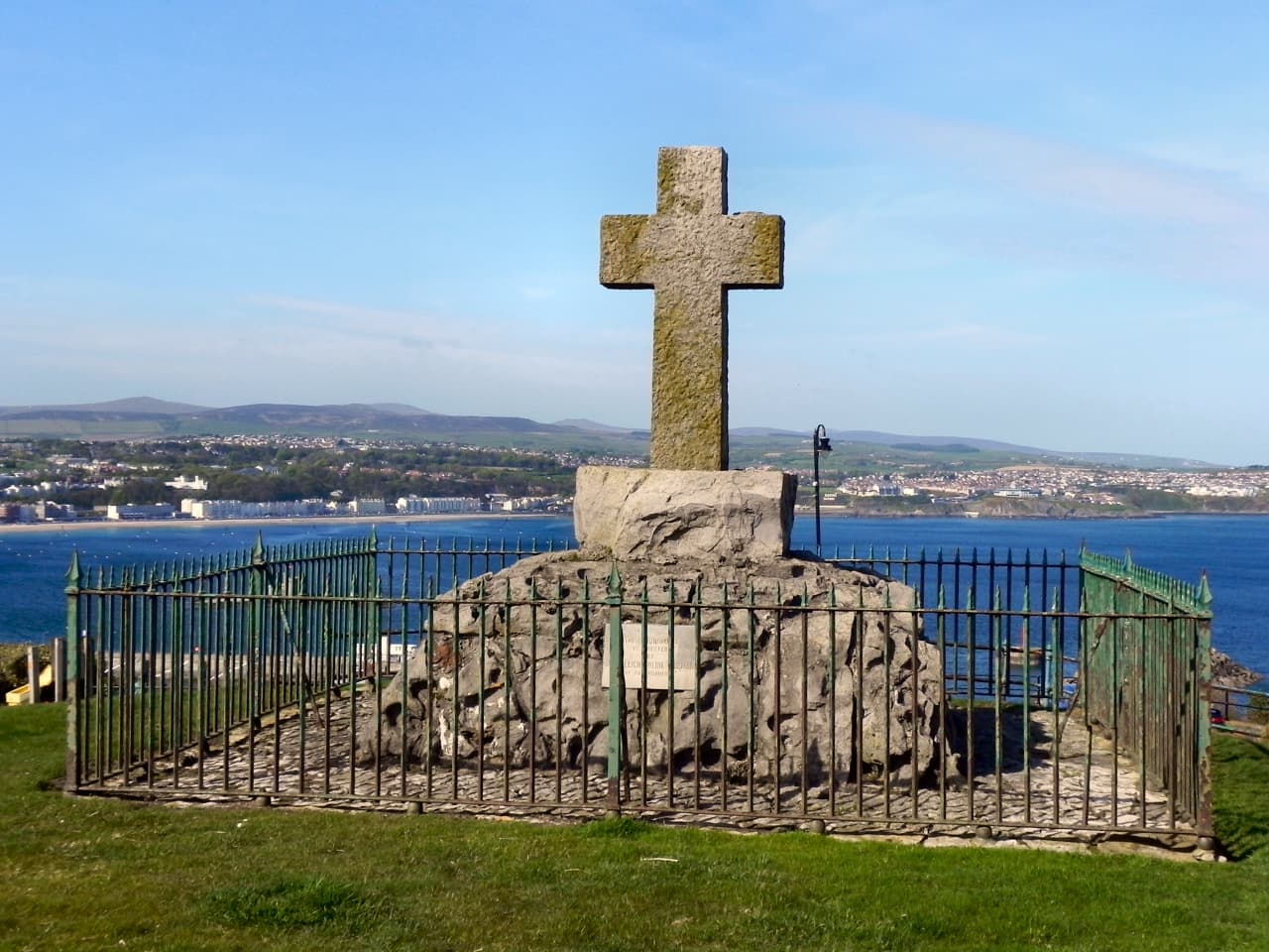 War Memorial, Douglas Head