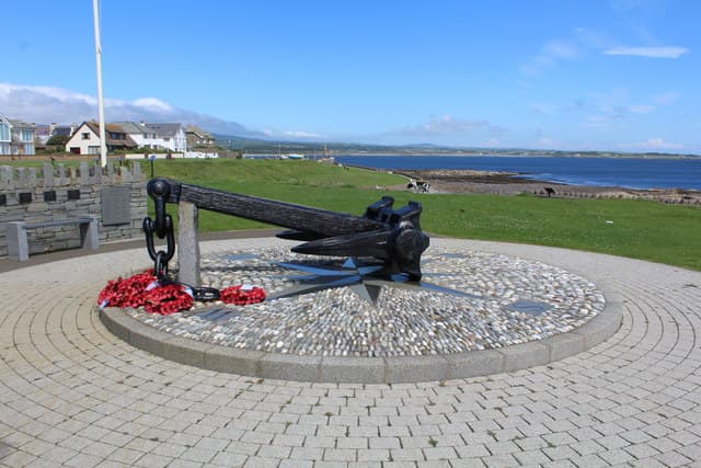Mona’s Queen III anchor (2)