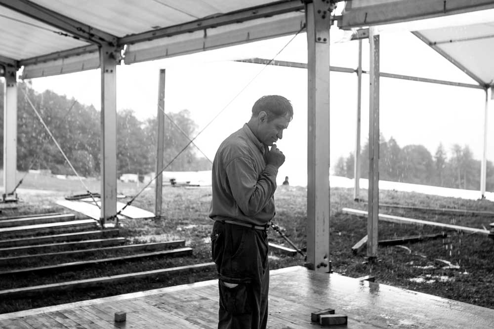 Volunteers build the Summer Course