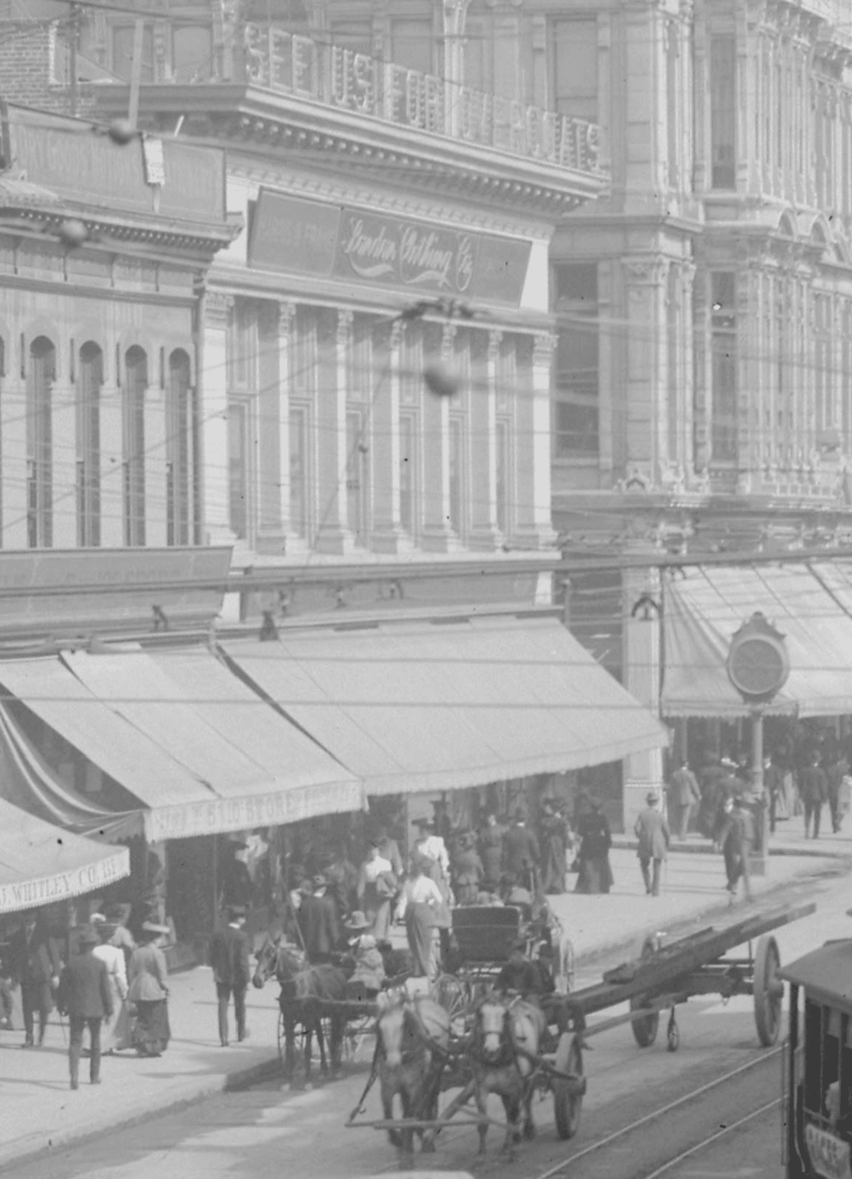Harris & Frank's London Clothing Co. at 119–125 N. Spring Street