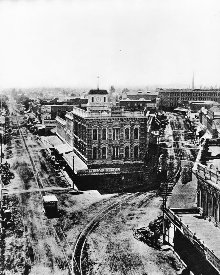 Ca1885 Temple Block front