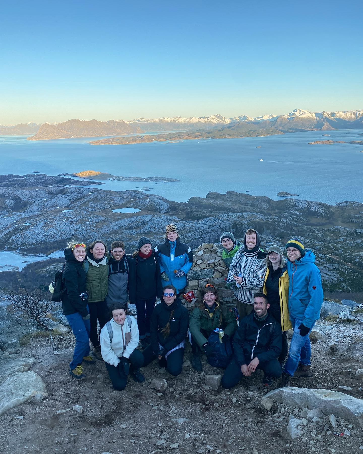 In the same (boat) team 🤍 the season is heading to a end, as winter…