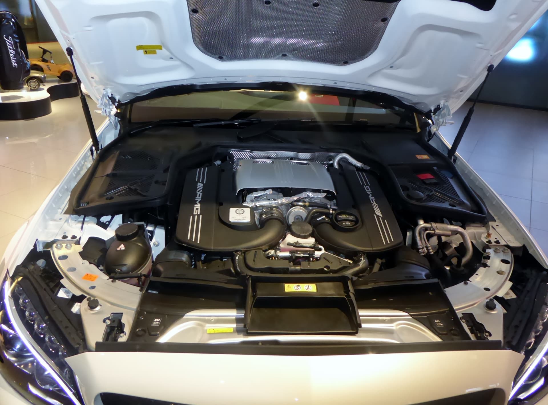 The 6.2 M156 V8 - "63 AMG"