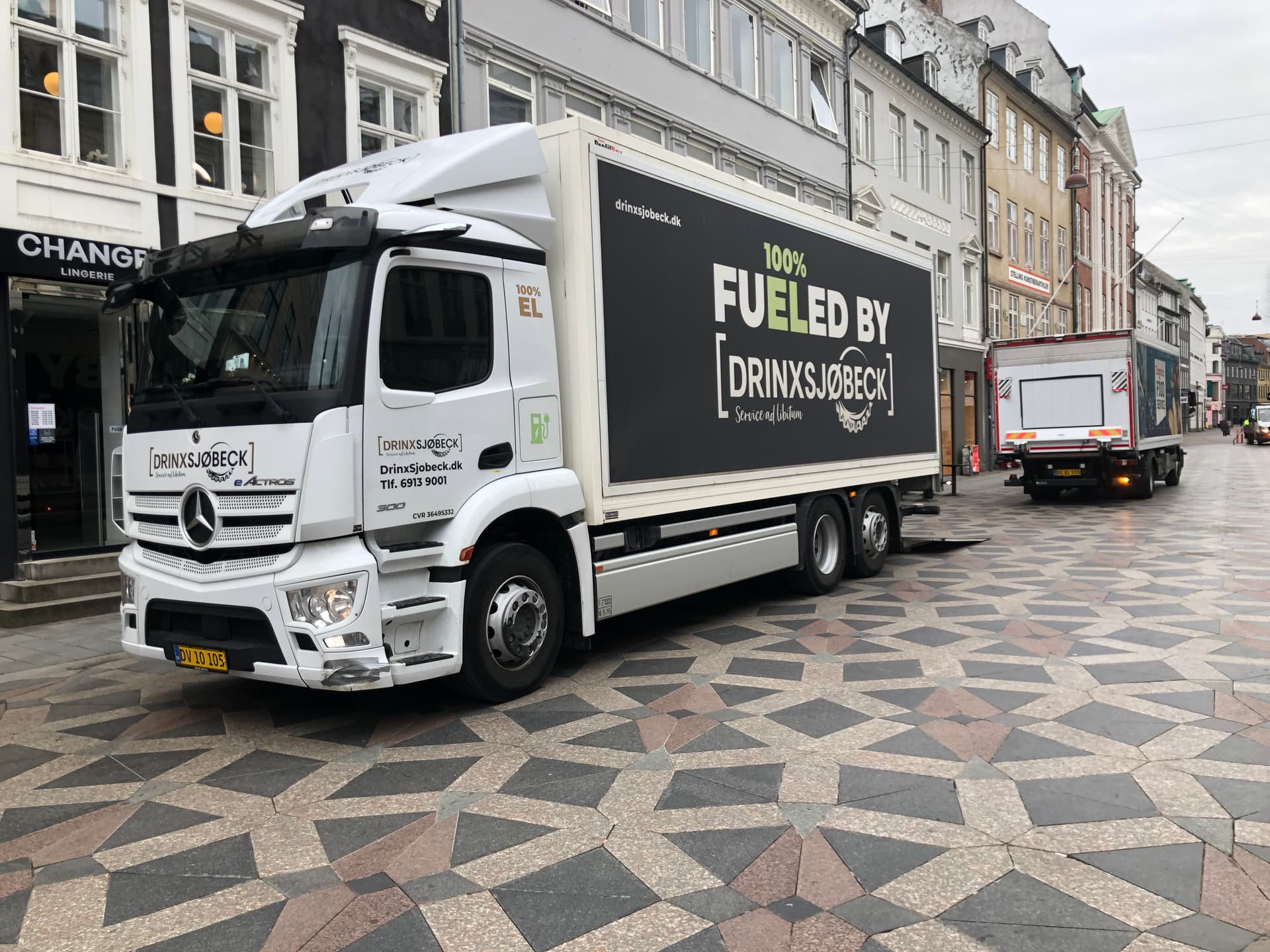 The eActros electric truck (2021)