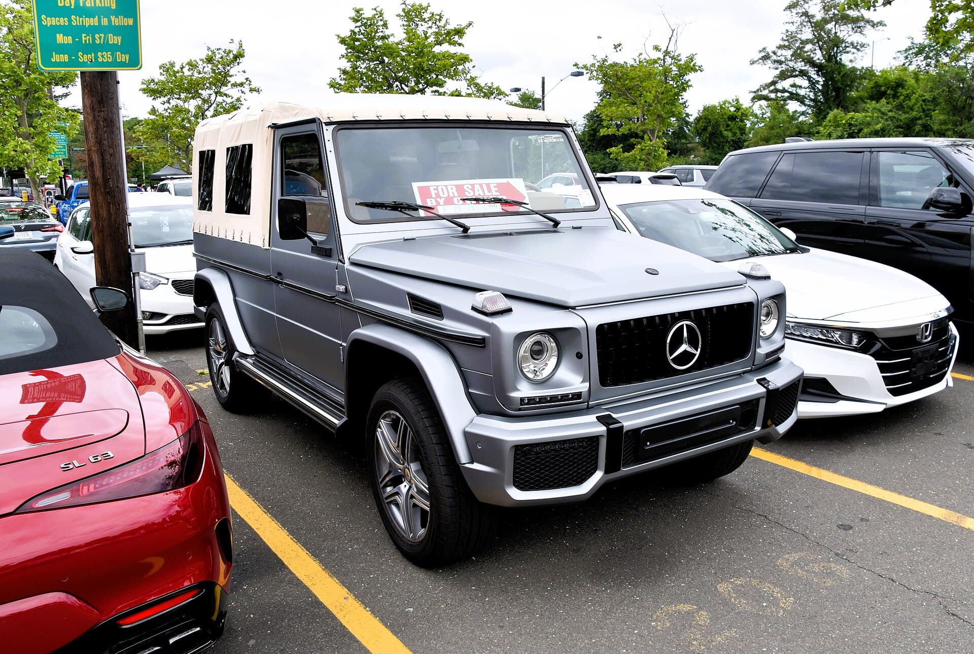 The W463: the G-Class goes upmarket