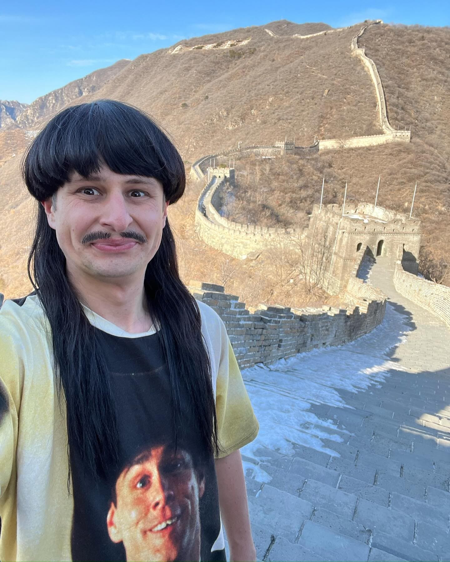 I spent this past year traveling to 72 different countries across all 7 continen (2/10)