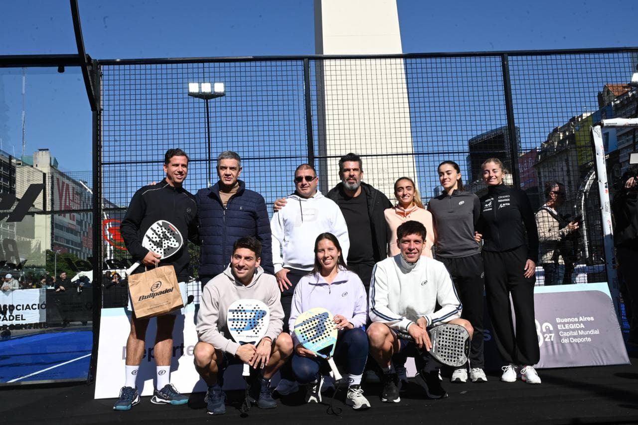 Premier Padel exhibition at the Obelisco, Buenos Aires, 2026
