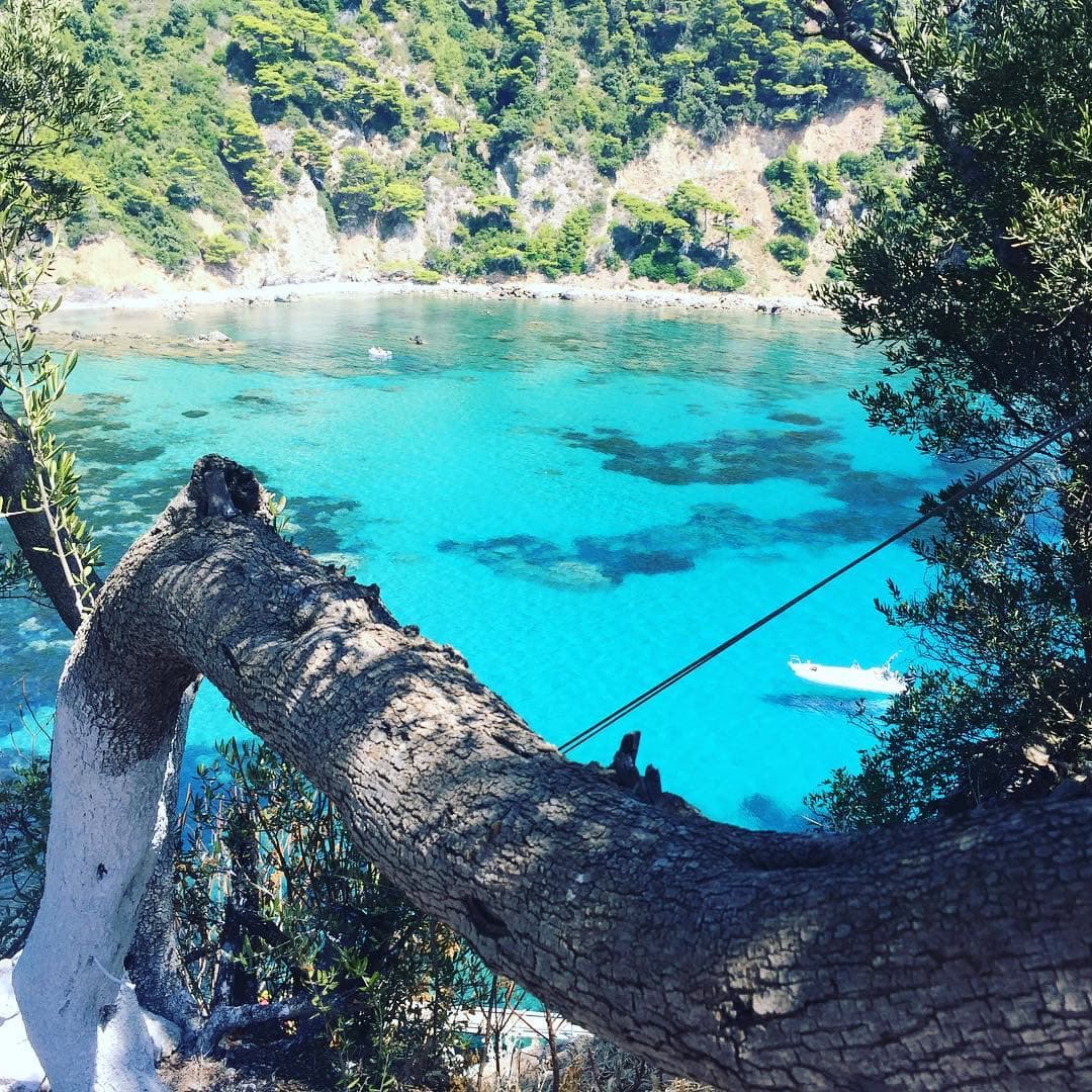 Do you want to uncover the hidden beauty along Agios Gordios Beach?