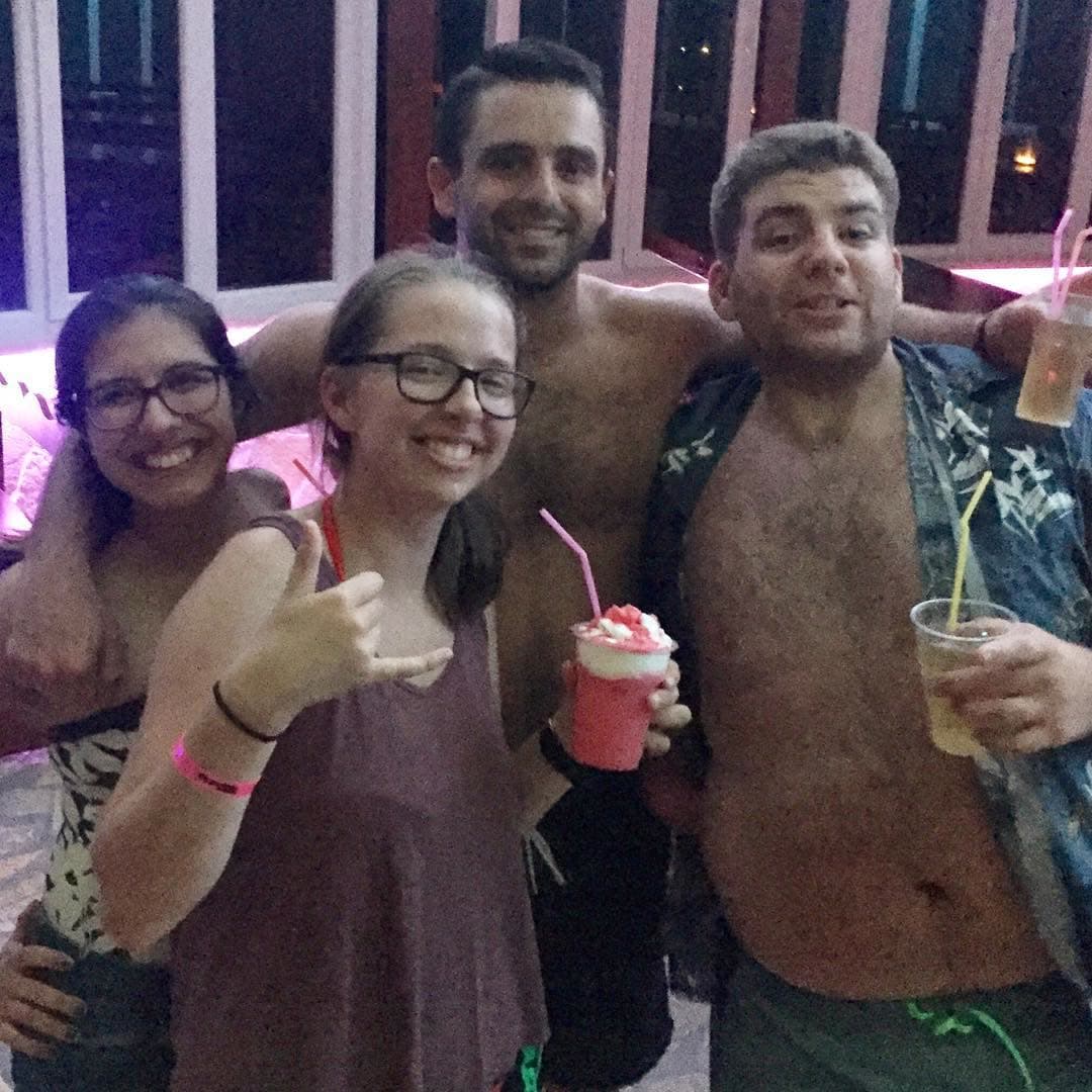 Serving scrumptious cocktails at the best prices on Agios Gordios Beach!