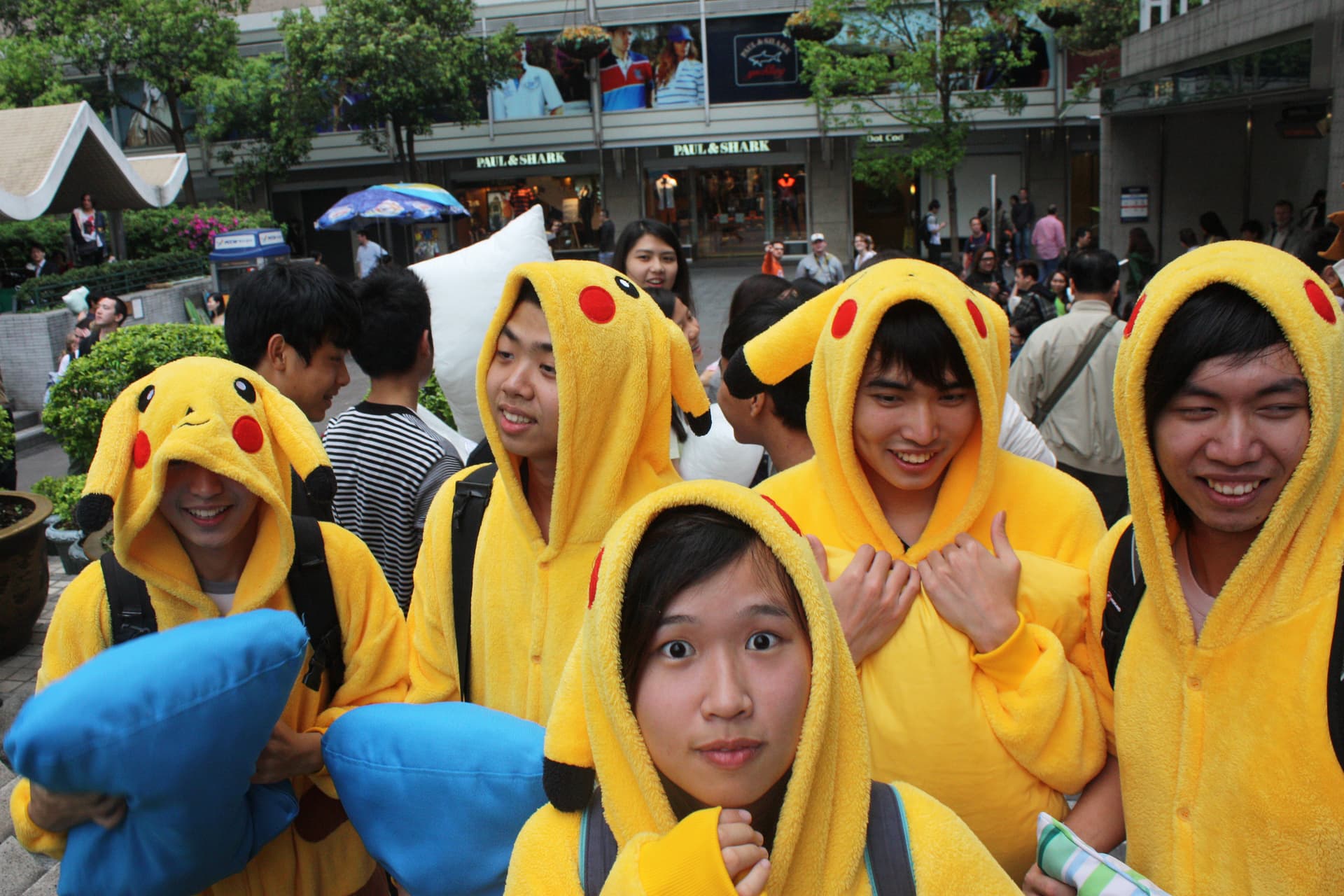 A pack of Pikachus