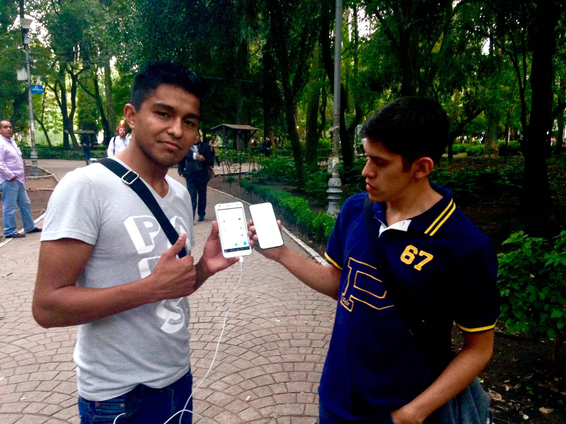 Hunting Pokémon in Parque México