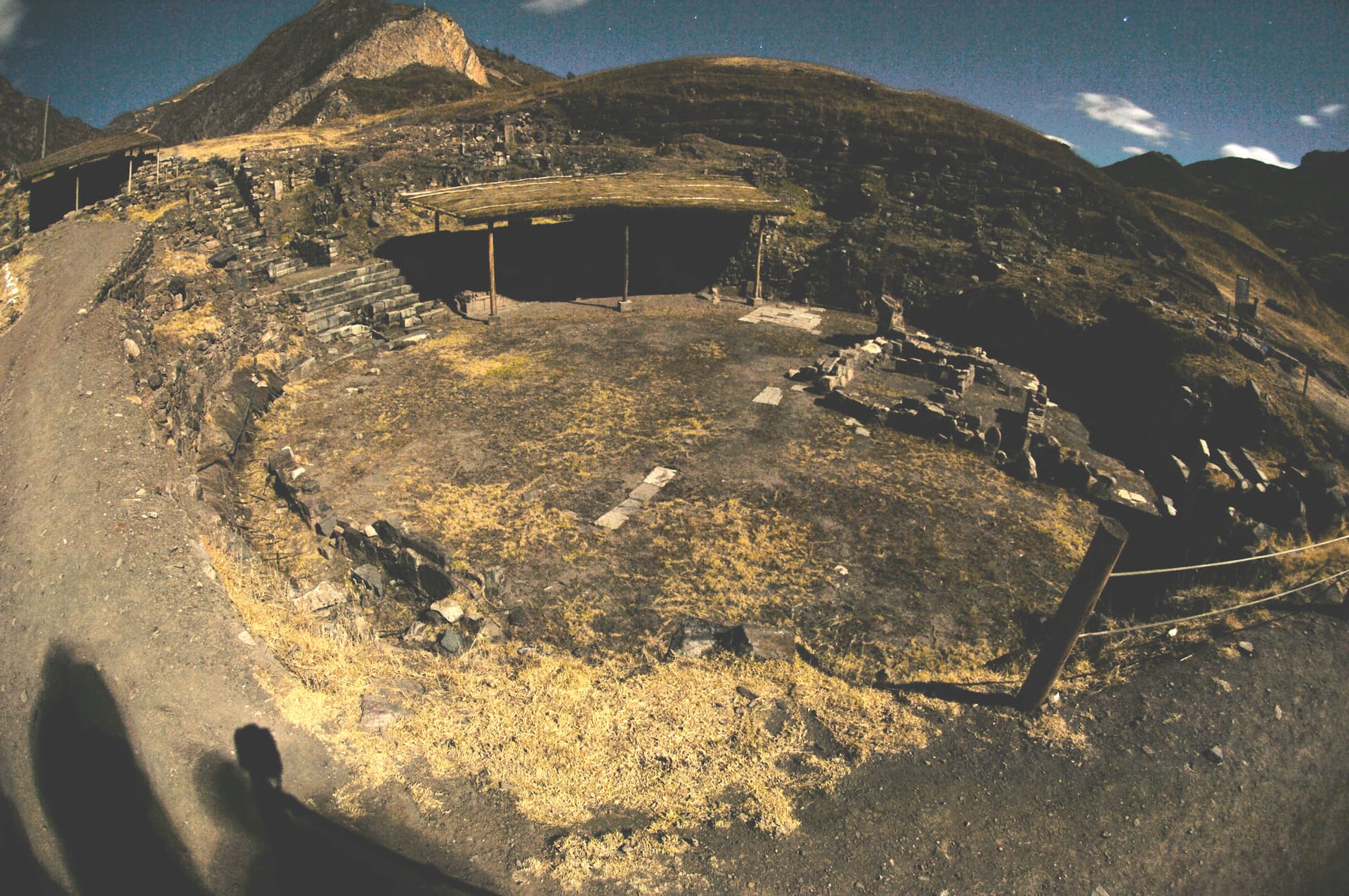 Chavín entheogen carvings (c. 900 BC)