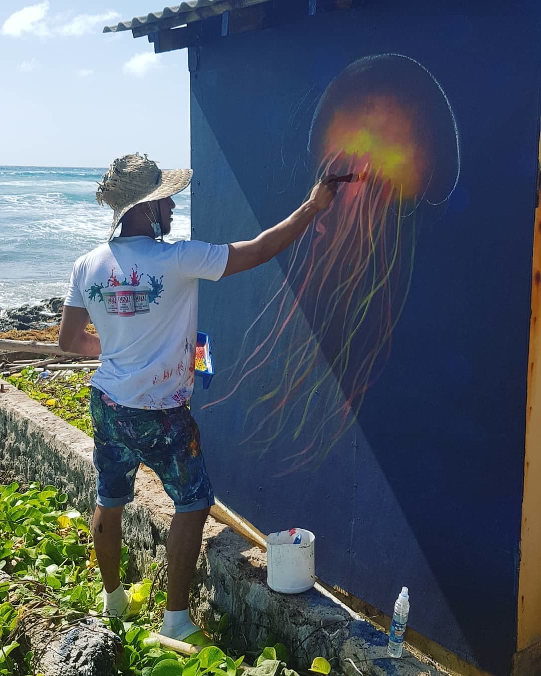 Muraleando en esta bella isla.