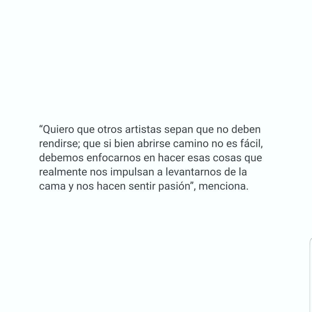 La mejor forma de hacer un buen trabajo es amando lo que se hace. (2 of 4)