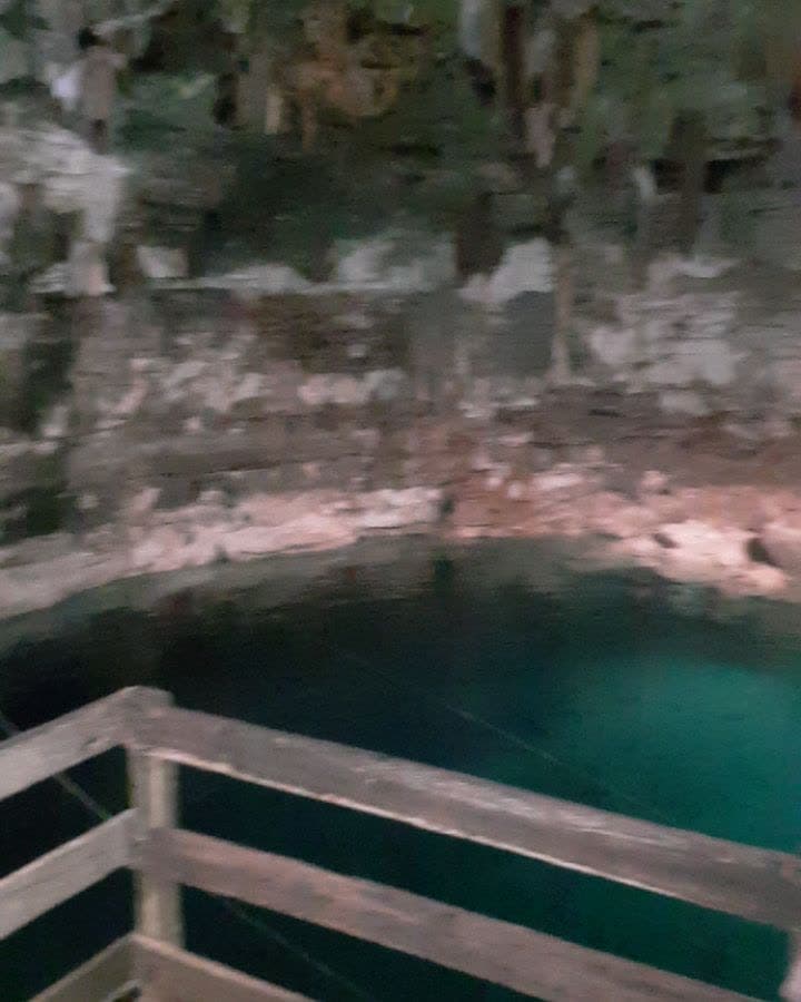 Hermosos, pero llenos de misterio y magia a la vez, los cenotes son las joyas más bellas…