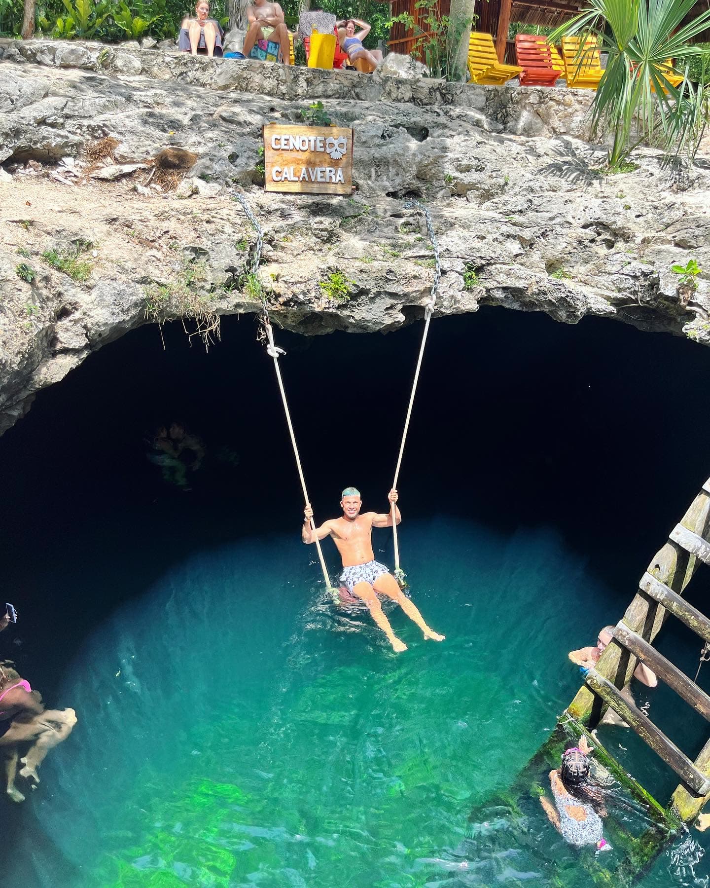 Un día en los cenotes de tulum y se te reinicia la vida .