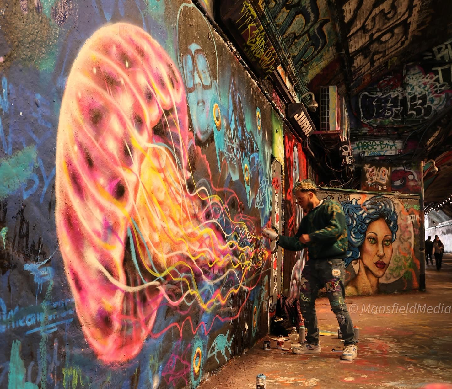 I want to share with you this amazing experience in the graffiti tunnel in London,… (2 of 4)