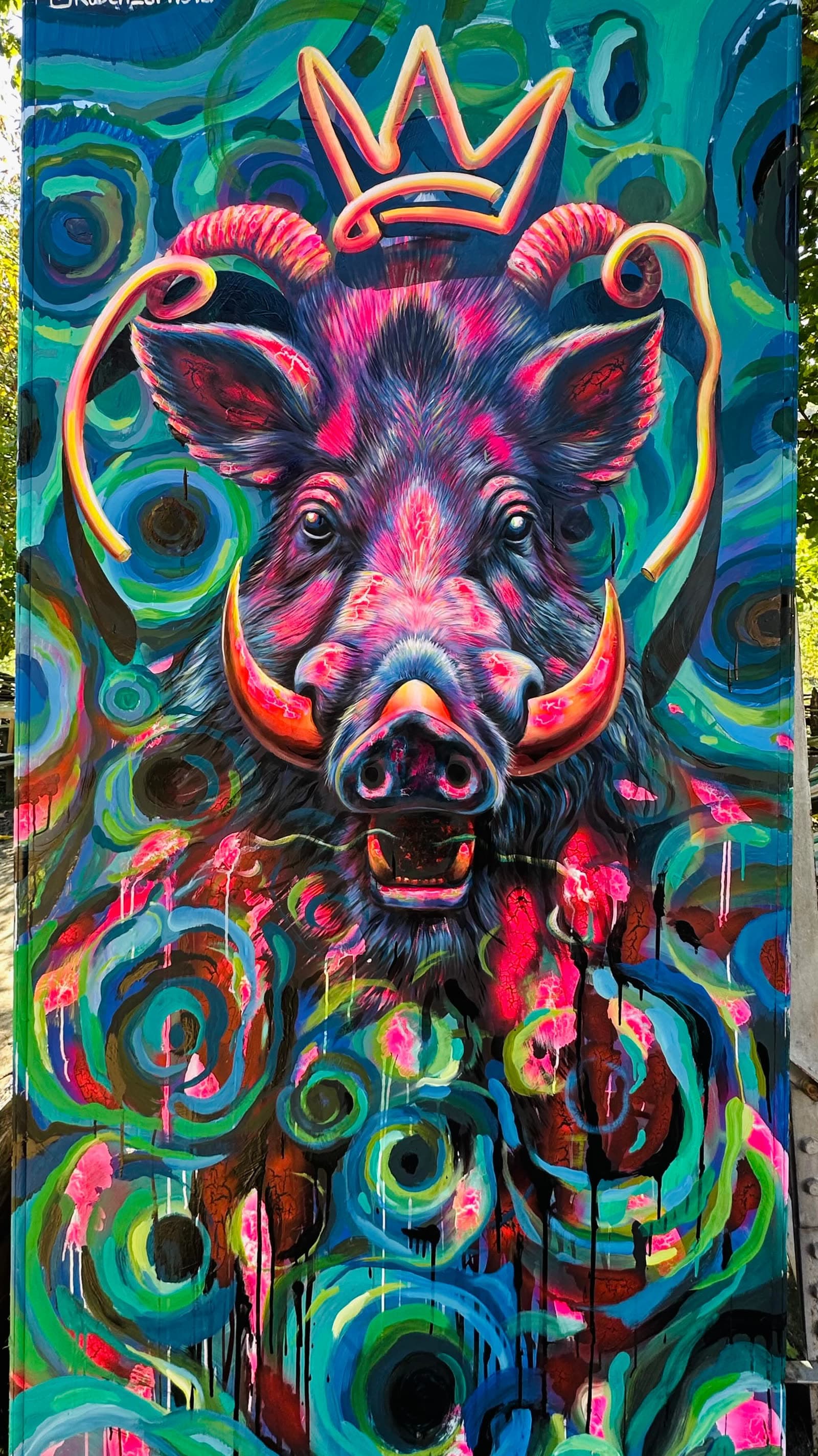 I want to share with you this mural I made while I was in Serbia, inspired by the local…