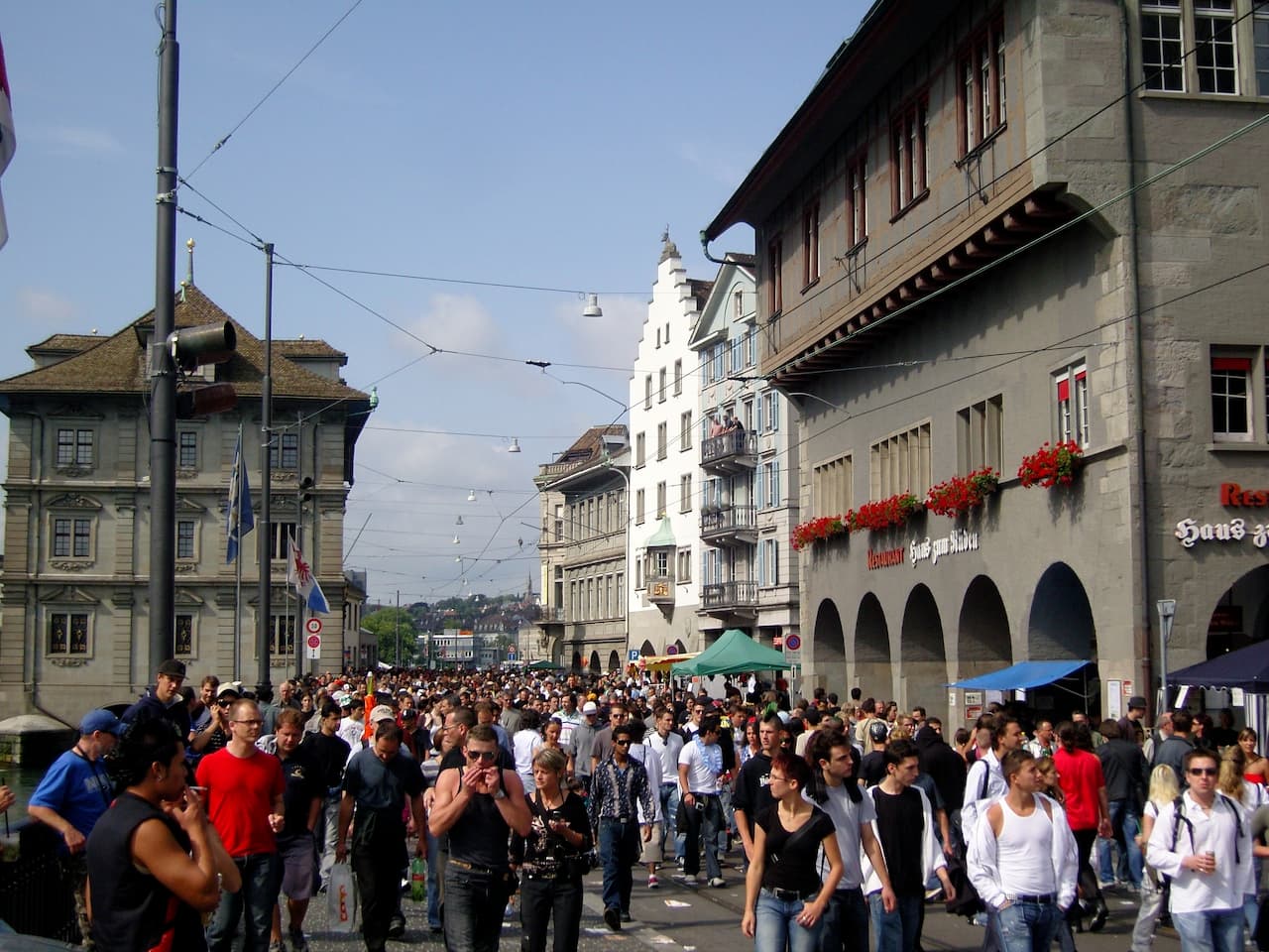 The crowd on Limmatquai in Zurich's old town, 2007