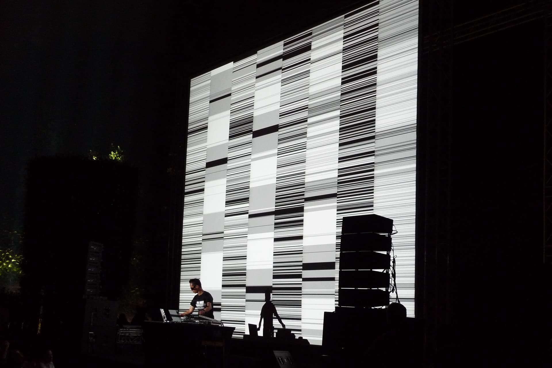 Ryoji Ikeda — early data-driven music and image practice