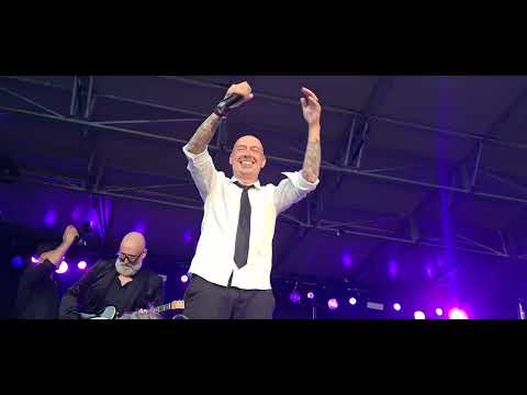 21 juli 2025 - Kings of Irony @ Gentse Feesten 2025 (Sint-Veerleplein)
