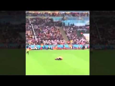 Vitaly invades the World Cup final pitch