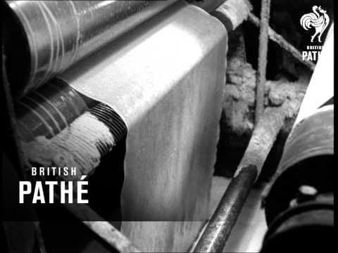 Weaving Linen (1940s)