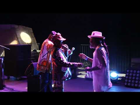 Lee Scratch Perry - Mad Professor - U Roy - Wait a minute @ Dub Lights Festival #3