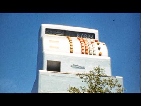 A Walk Through the 1939 New York World's Fair | Kodachrome 16mm Film Scan