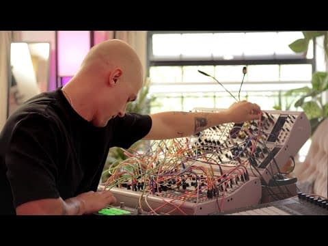 Tech Talk: Explore Lapalux’s London studio (Electronic Beats TV)