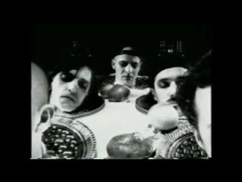 Titãs "Eu Não Aguento" (Clipe) 1995 - Titãs "Eu Não Aguento" (Clipe) 1995
