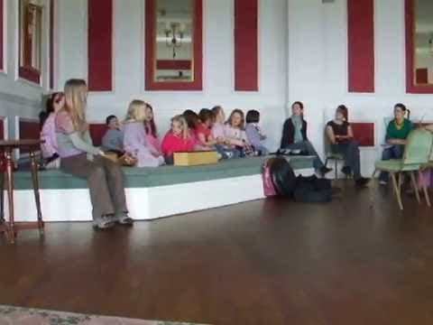 Traditional Celtic Song (Manx): Moghrey mie, kys t'ou? (Good morning, how are you?)