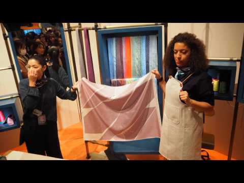 Hermès Handwork Exhibitionエルメスの手しごと展<2>ネクタイ縫製職人Necktie Craftswoman Demonstration 2017