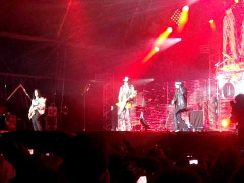 Scorpions — Still Loving You — Hellfest 2011