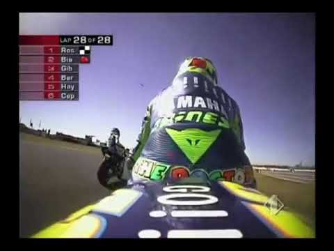 Prima gara e vittoria di Valentino Rossi in Yamaha commentata da Guido Meda - Welkom 2004
