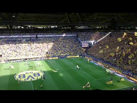 You'll Never Walk Alone at Signal Iduna Park