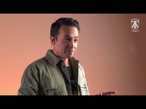 Laidback Luke teaches how to master tempo transitions with the Sync Button