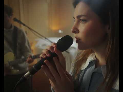 Ivy Falls - Water (live)
