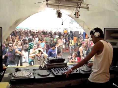 Funk the System at Groovy Beach - Boom Festival 2008