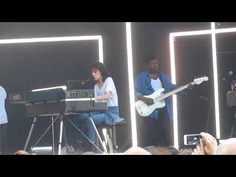 Charlotte Gainsbourg - 'Les Crocodiles' @ Cactusfestival Brugge 14 juli 2018