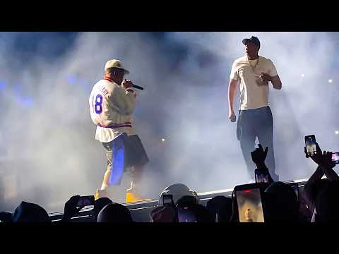 JAY-Z Brings Out Nas to Perform ''Dead Presidents'' & ''N.Y. State of Mind'' At Yankee Stadium! 🏟️
