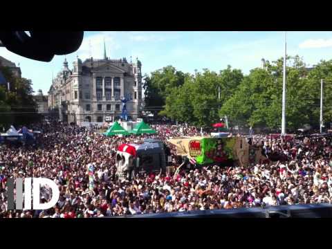 Intec Digital and Carl Cox at the parade, 2011