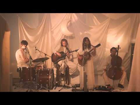 Sam De Nef & Camille Camille - Waving (Live at the Mortselarij)