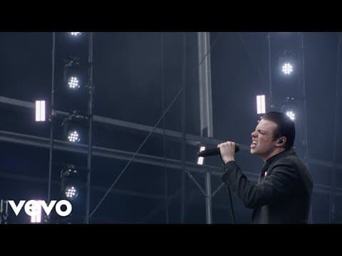 Yungblud sings Changes at Villa Park