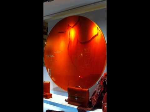 As the world (of Hermès) turns...and crumbles