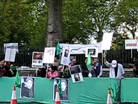 London Green Movement demonstration opposite Iranian embassy, Sunday 11 October 2009 2/2