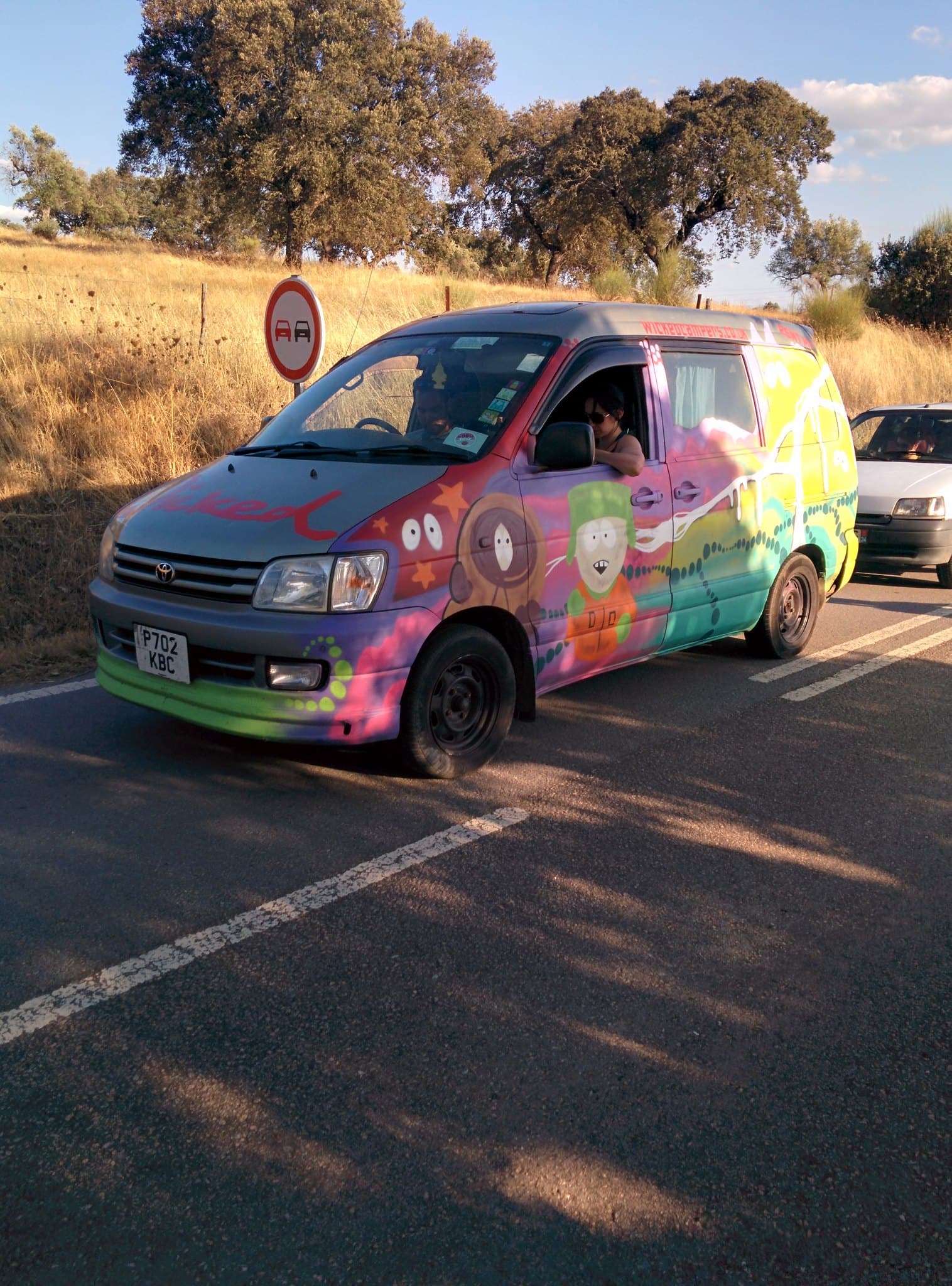 Painted van leaving the festival, Boom 2014