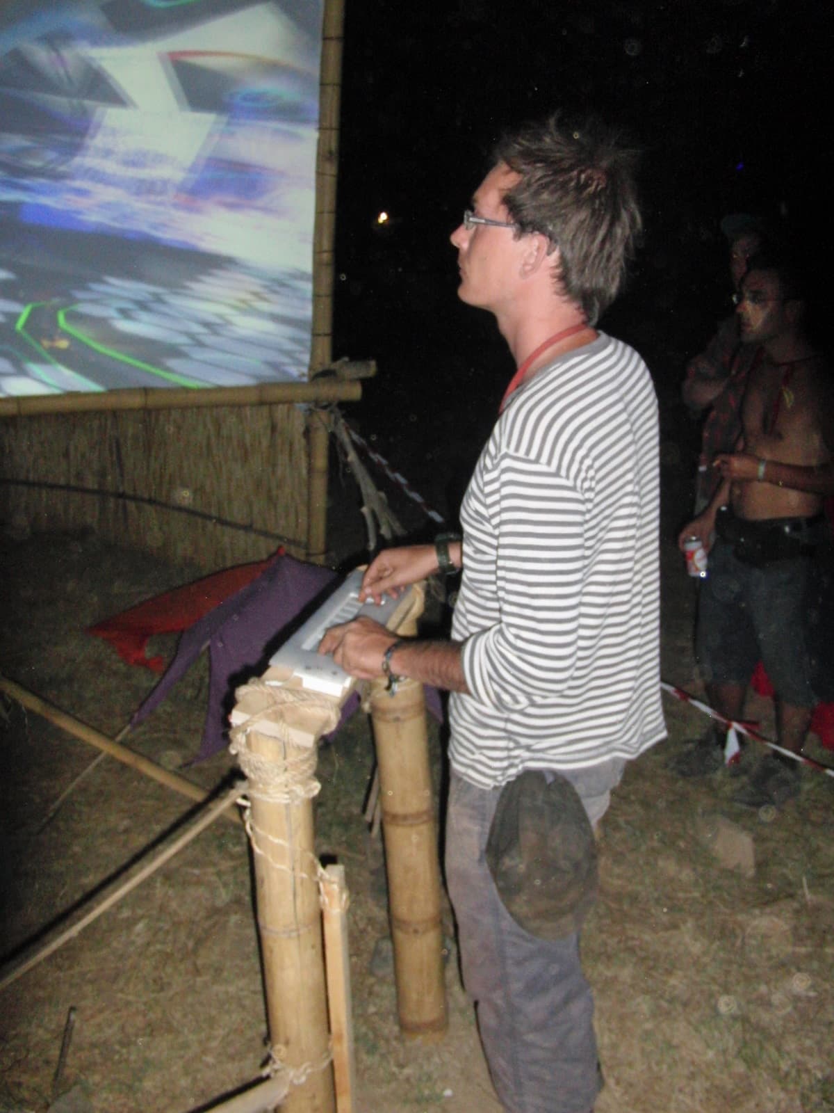Operating the projection installation at night, Boom 2010